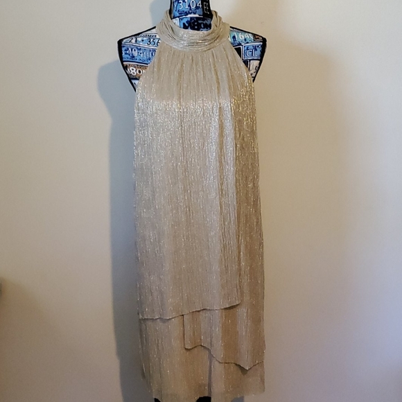 London Times Dresses & Skirts - London Times metallic elegant midi dress